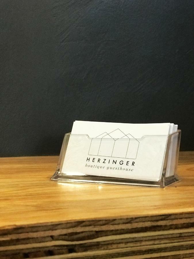 Herzinger Boutique Guesthouse Klein Windhoek 외부 사진